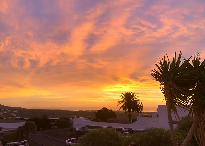 Daire Private With Mountain And Sea Views, La Asomada, Lanzarote