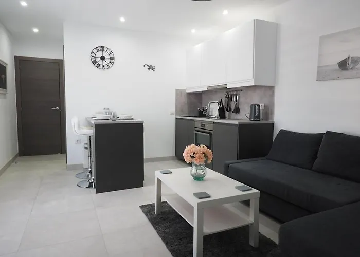 Daire Private With Mountain And Sea Views, La Asomada, Lanzarote *